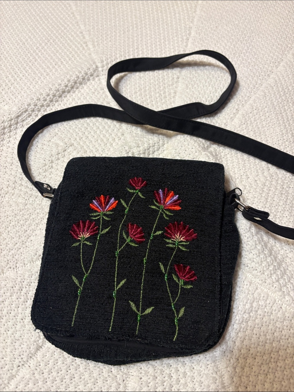 Boho Embroidered Floral Crossbody Bag Black Velvet Wristlet Wallet Organizer